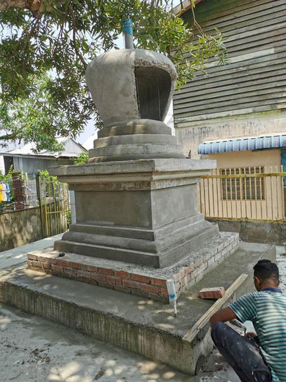 Construction of Namgyalma Stupa  建造南迦玛舍利塔
